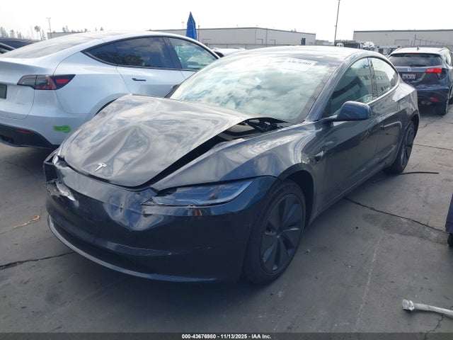 2025 TESLA MODEL 3 5YJ3E1EA2SF075678 Photo 1