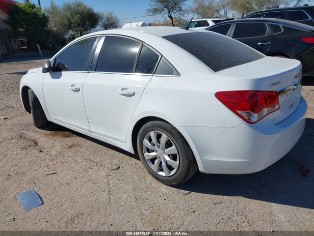2012 CHEVROLET CRUZE 1G1PC5SH8C7212381 Photo 2
