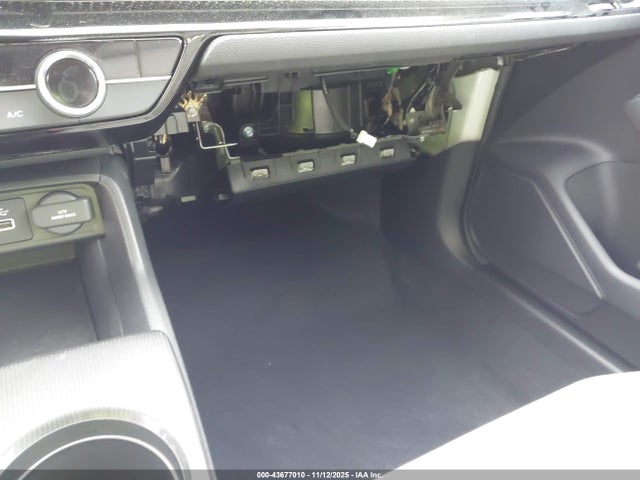 2024 HONDA CIVIC 19XFL1H75RE031001 Photo 5
