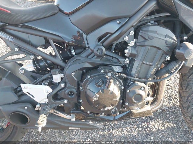 ML5ZRDF12RDA67934 Kawasaki Zr900 F