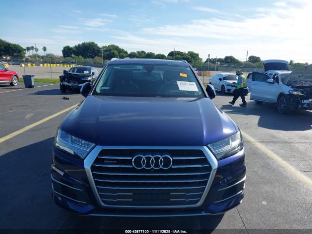 2019 AUDI Q7 WA1LHAF7XKD039782 Photo 5