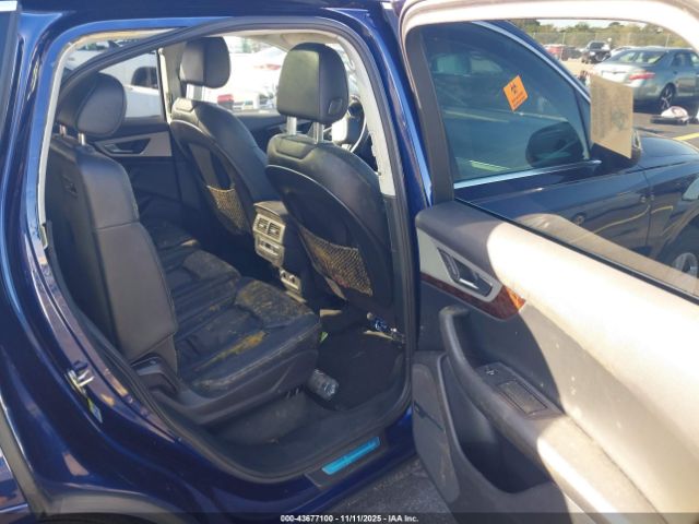 2019 AUDI Q7 WA1LHAF7XKD039782 Photo 7