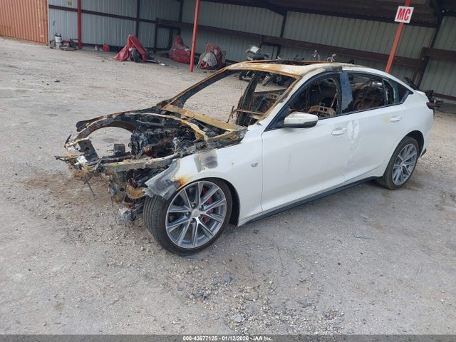 2022 CADILLAC CT5 1G6DP5RK5N0136861 Photo 1