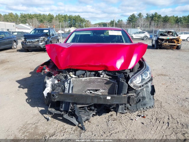 43677202 :رقم المزاد ، 3KPF24AD6ME340375 vin ، 2021 Kia Forte Lxs مزاد بيع