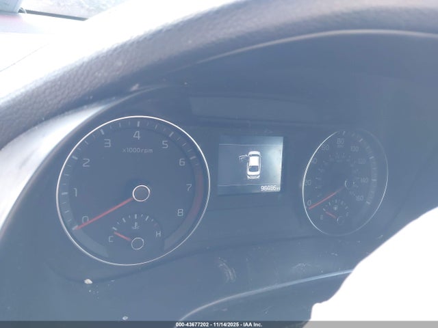43677202 :رقم المزاد ، 3KPF24AD6ME340375 vin ، 2021 Kia Forte Lxs مزاد بيع