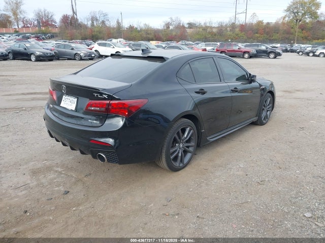 43677217 :رقم المزاد ، 19UUB3F68JA006926 vin ، 2018 Acura Tlx Tech   A-spec Pkgs مزاد بيع