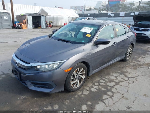 Honda CIVIC EX 2017 2HGFC2F76HH541502 Image 2