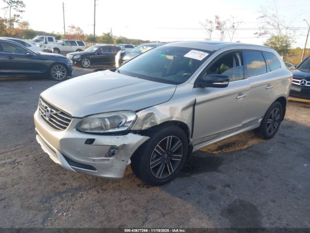 2017 VOLVO XC60 YV440MDR1H2120565 Photo 1