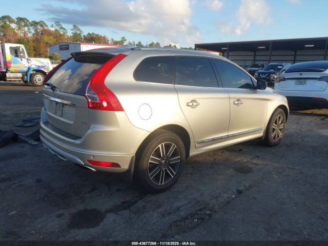 2017 VOLVO XC60 YV440MDR1H2120565 Photo 3