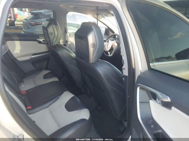 2017 VOLVO XC60 YV440MDR1H2120565 Photo 7