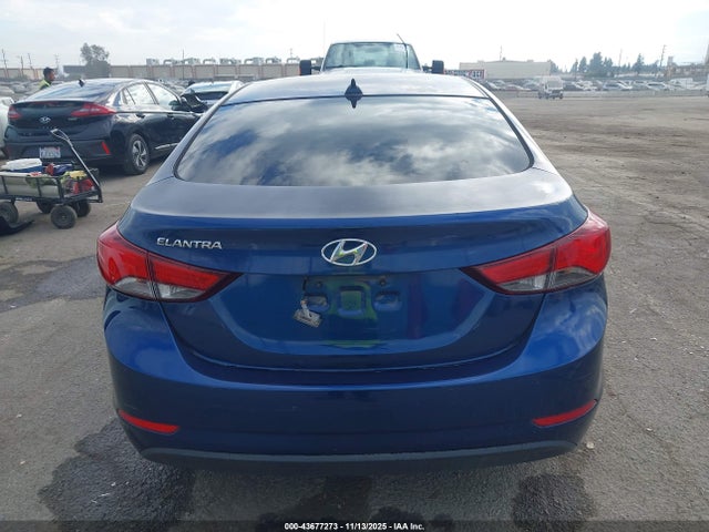 5NPDH4AE0GH694035 Hyundai ELANTRA SE