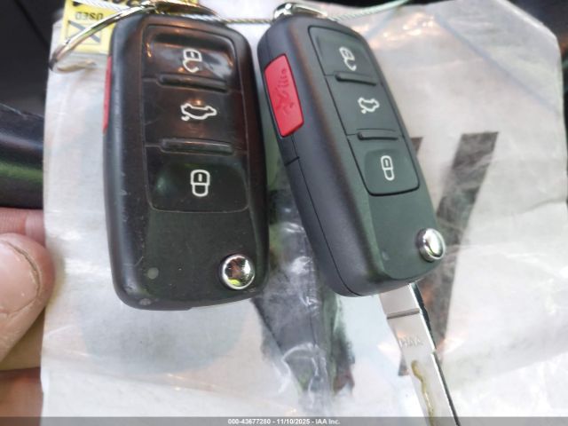 2013 VOLKSWAGEN BEETLE 3VWV67AT6DM612287 Photo 10