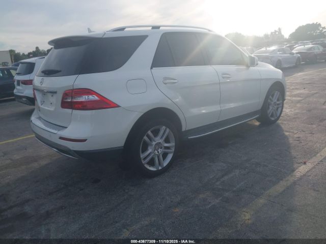 2015 MERCEDES-BENZ ML 350 4JGDA5JB9FA580438 Photo 3