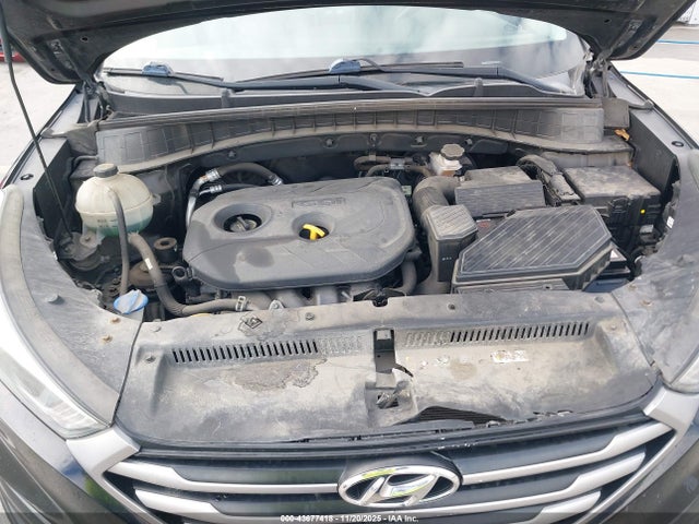 KM8J33A45HU273319 Hyundai TUCSON SE