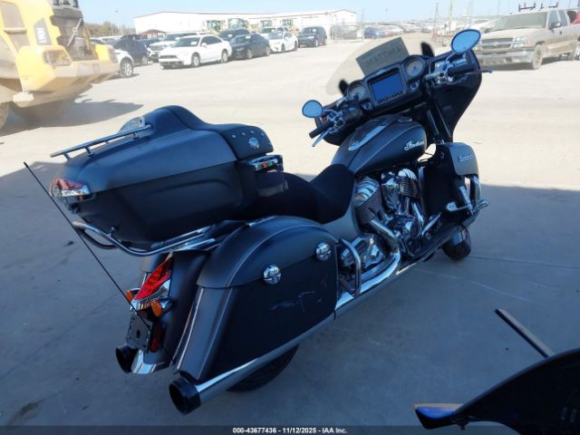 2019 INDIAN MOTORCYCLE CO. ROADMASTER 56KTRAAA4K3378723 Photo 3