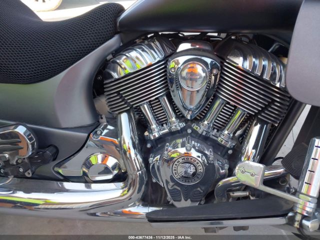 2019 INDIAN MOTORCYCLE CO. ROADMASTER 56KTRAAA4K3378723 Photo 7