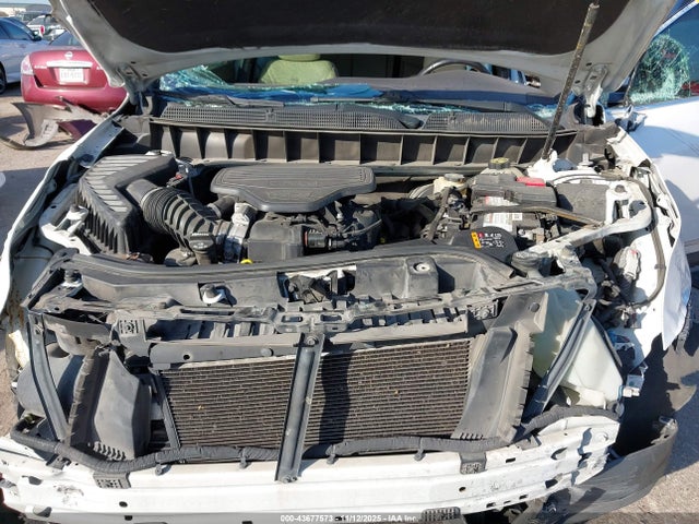 2018 CADILLAC XT5 1GYKNARSXJZ147762 Photo 9