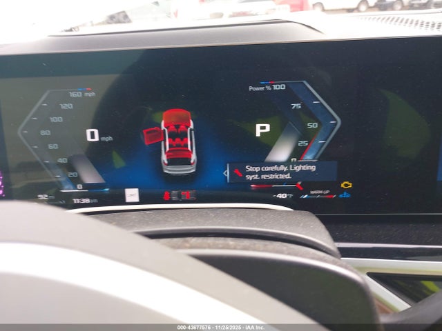 2025 BMW X5 5UX33EU0XS9Z16371 Photo 6