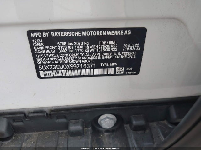 2025 BMW X5 5UX33EU0XS9Z16371 Photo 8