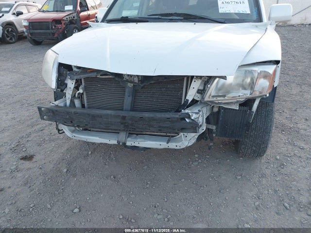 2011 MITSUBISHI ENDEAVOR 4A4JN2AS3BE026821 Photo 5