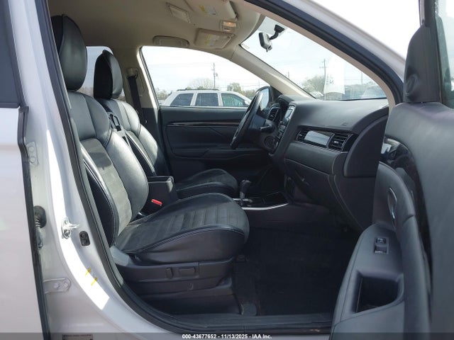2019 MITSUBISHI OUTLANDER JA4AD3A31KZ012220 Photo 4