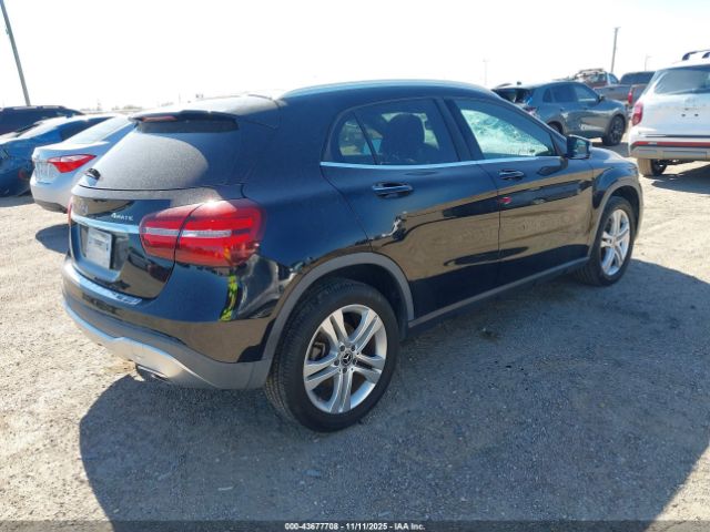 2018 MERCEDES-BENZ GLA 250 WDCTG4GB2JJ514915 Photo 3