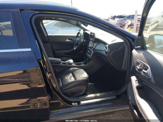 2018 MERCEDES-BENZ GLA 250 WDCTG4GB2JJ514915 Photo 4