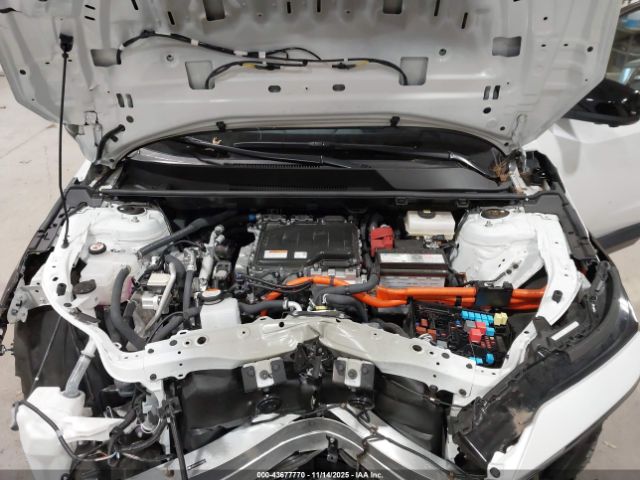 2024 TOYOTA BZ4X JTMABACA1RA069571 Photo 9