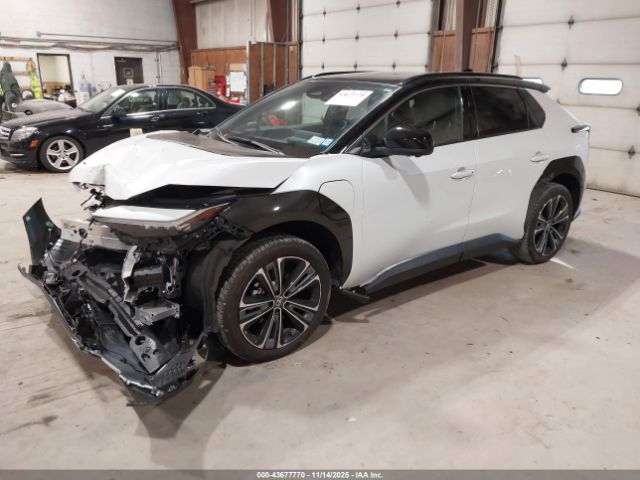 2024 TOYOTA BZ4X JTMABACA1RA069571 Photo 1