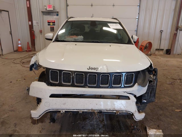 Продаж на аукціоні авто 2019 Jeep Compass Latitude 4x4, vin: 3C4NJDBB0KT646184, номер лоту: 43677817