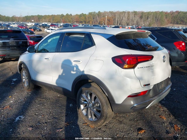43677960 :رقم المزاد ، KL4MMFSL8PB000160 vin ، 2023 Buick Encore Gx Essence مزاد بيع