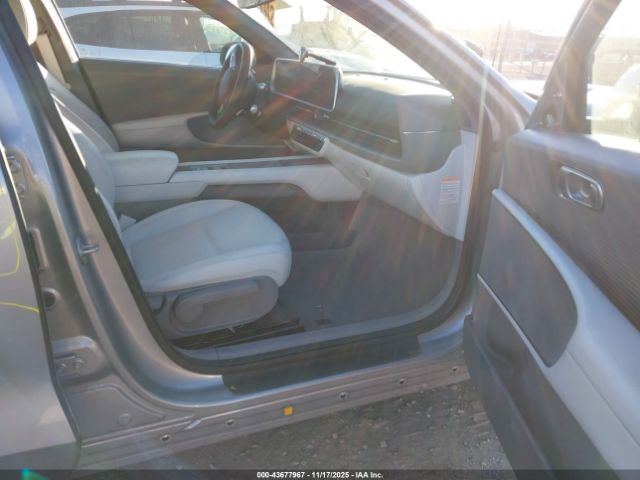 2023 HYUNDAI IONIQ 6 KMHM34ACXPA051062 Photo 4