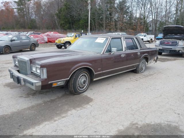 1988 LINCOLN TOWN CAR 1LNBM81F0JY771409 Photo 1