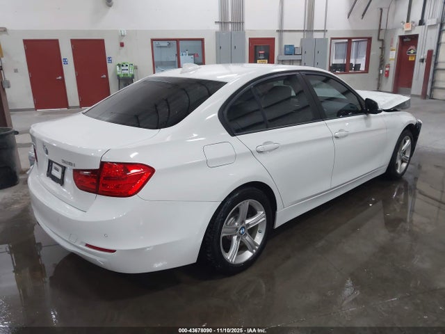WBA3B5G59FNS19442 BMW 328I