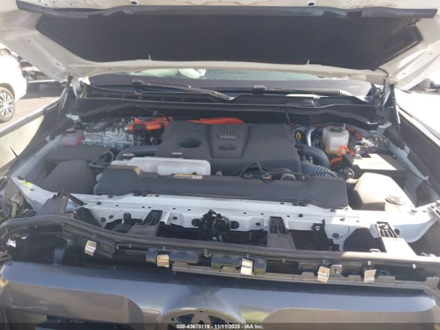 2024 TOYOTA TUNDRA HYBRID 5TFJC5DB0RX073992 Photo 9