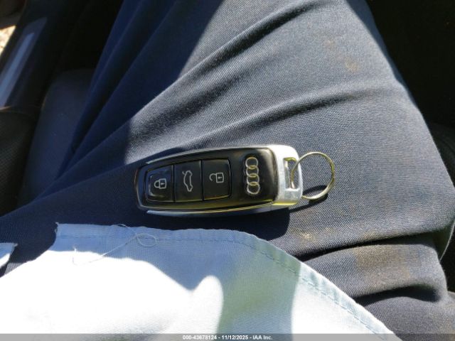 2019 AUDI A8 L WAU8DAF8XKN010967 Photo 10