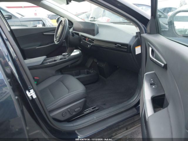 2023 KIA EV6 KNDC3DLCXP5112366 Photo 4