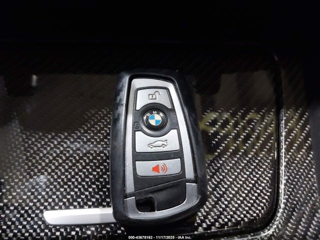 2016 BMW M6 WBS6J9C52GD934420 Photo 10