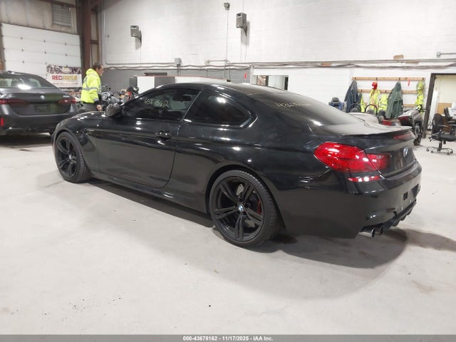 2016 BMW M6 WBS6J9C52GD934420 Photo 2