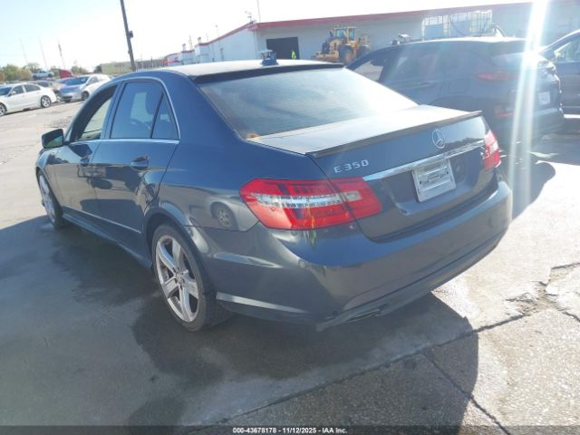 2011 MERCEDES-BENZ E 350 WDDHF5GB2BA462214 Photo 2