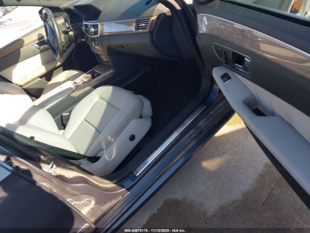 2011 MERCEDES-BENZ E 350 WDDHF5GB2BA462214 Photo 4