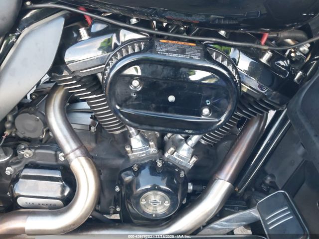 2020 HARLEY-DAVIDSON FLTRK 1HD1KZF18LB614000 Photo 7