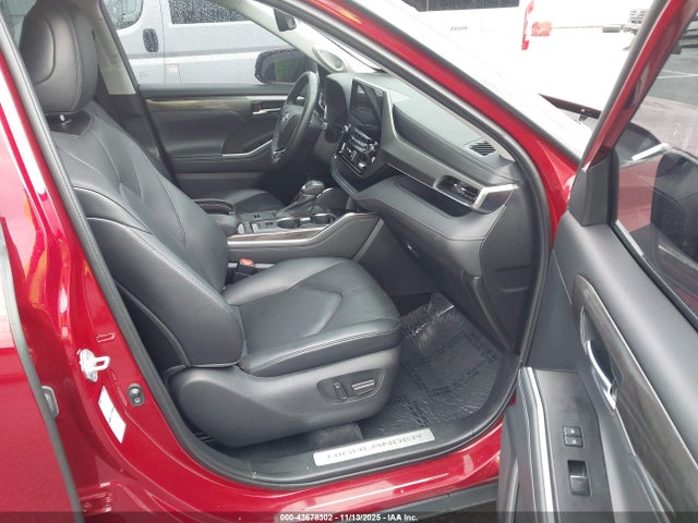 Toyota Highlander Hybrid Limited 2021 5TDXBRCH4MS064060 Image 5