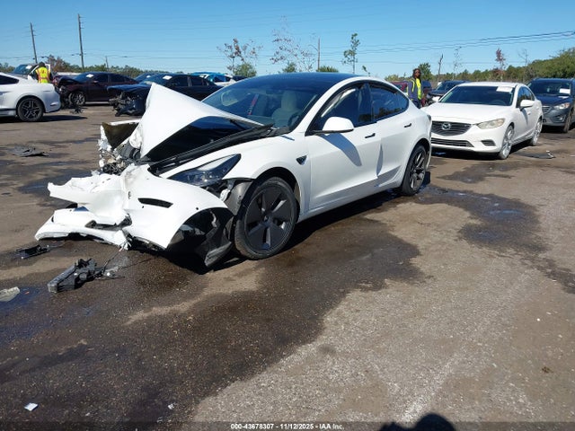 2022 TESLA MODEL 3 5YJ3E1EB2NF101368 Photo 1