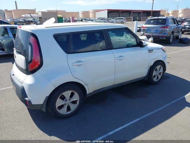 KIA Soul 2016 KNDJN2A28G7343299 Image 15