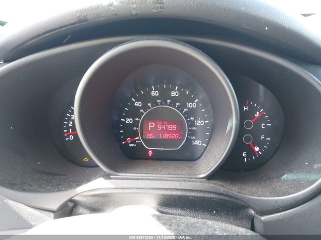 KIA Soul 2016 KNDJN2A28G7343299 Image 18