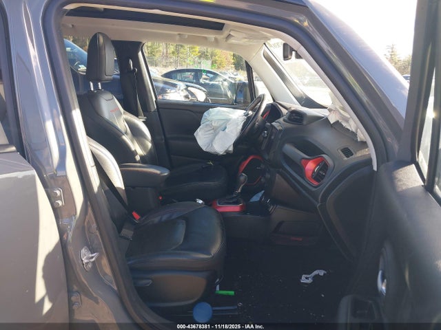 ZACNJDC16MPN32798 Jeep Renegade Trailhawk 4x4