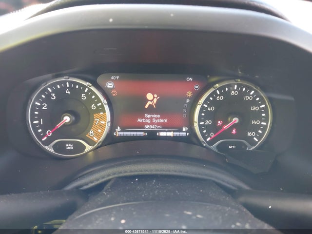 ZACNJDC16MPN32798 Jeep Renegade Trailhawk 4x4