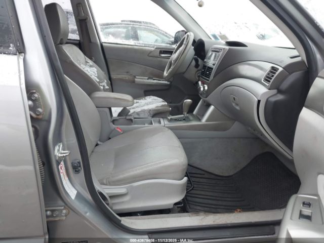 2010 SUBARU FORESTER JF2SH6DC8AH787681 Photo 4