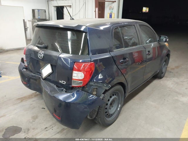 2011 SCION XD JTKKU4B48B1013279 Photo 3